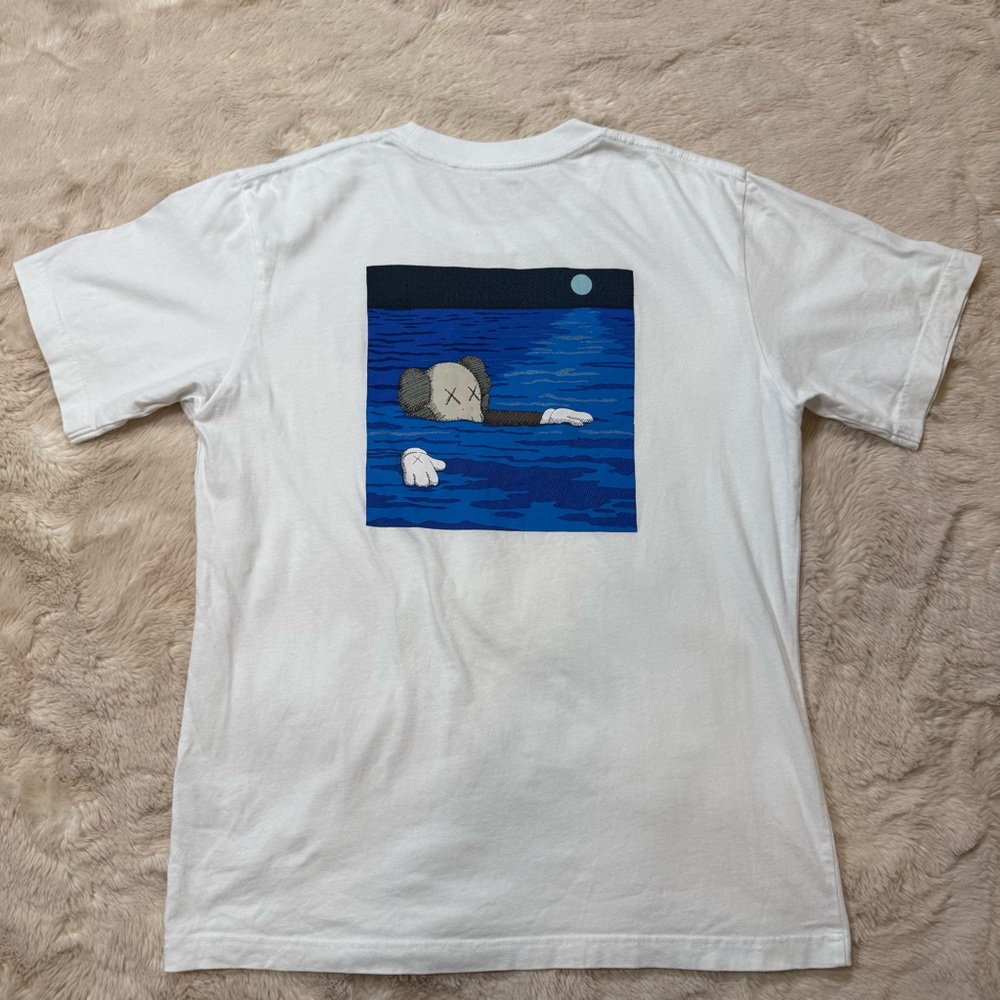 Kaws X Uniqlo UT Short Sleeve T Shirt White Men’s M